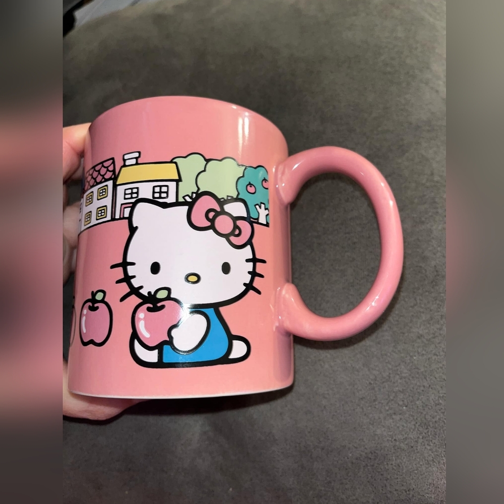 Coffee Mug Hello Kitty Sanrio Bioworld